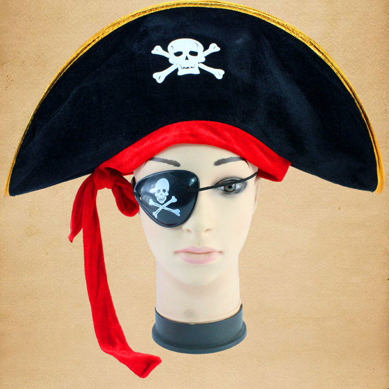 Topi kapten Topi Pirate rata dengan jalur merah