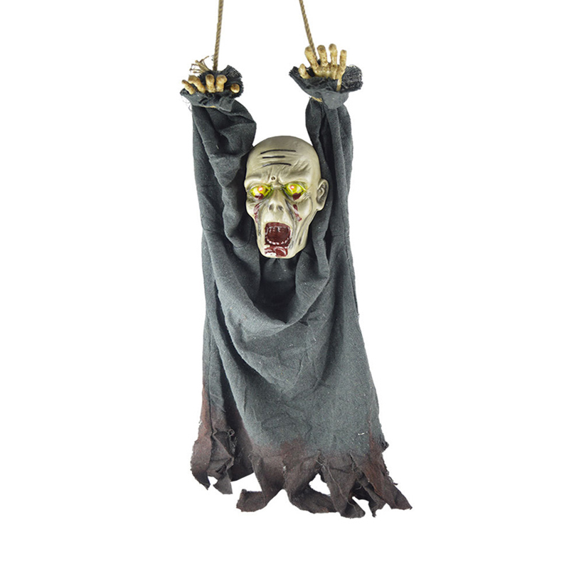 Halloween menggantung hantu