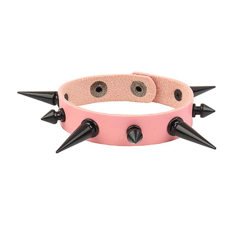 Gelang Punk Rivet Kulit